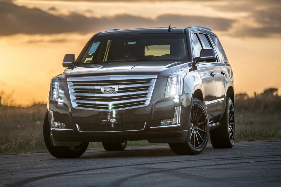  Cadillac Escalade HPE800 Supercharged by Hennessey 2015 года  (фото 2 из 17)